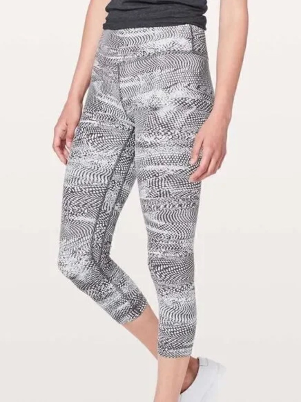 Lululemon Small Size 6 Align Crop Leggings Swerve Vapor Metal 21”